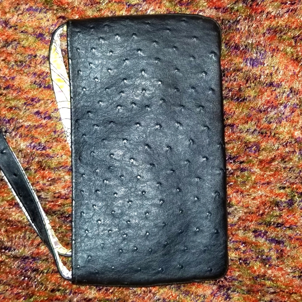Black Steve Madden Wristlet - Picture 7 of 7